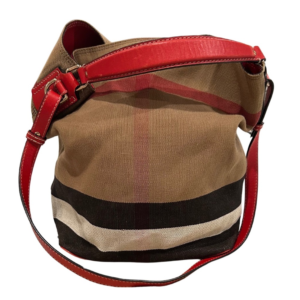 Burberry Ashby Shoulder Bucket Bag with detachable strap